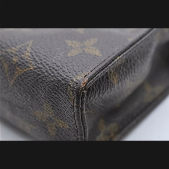 Auth Louis Vuitton Monogram Poche Toilette 15 Cosmetics Pouch M47546 LV - Picture 5 of 11